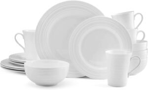 Top 10 Dinnerware Sets Available on Amazon